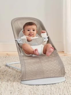 BabyBjörn Bouncer Balance Mesh -Baby Products Store 005144 bouncer balance soft gray beige white mesh lookbook babybjorn 01