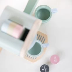 Little Dutch LD Toy Coffee Machine -Baby Products Store houten koffiezetapparaat mint 10 delig little dutch 1 600x600 1